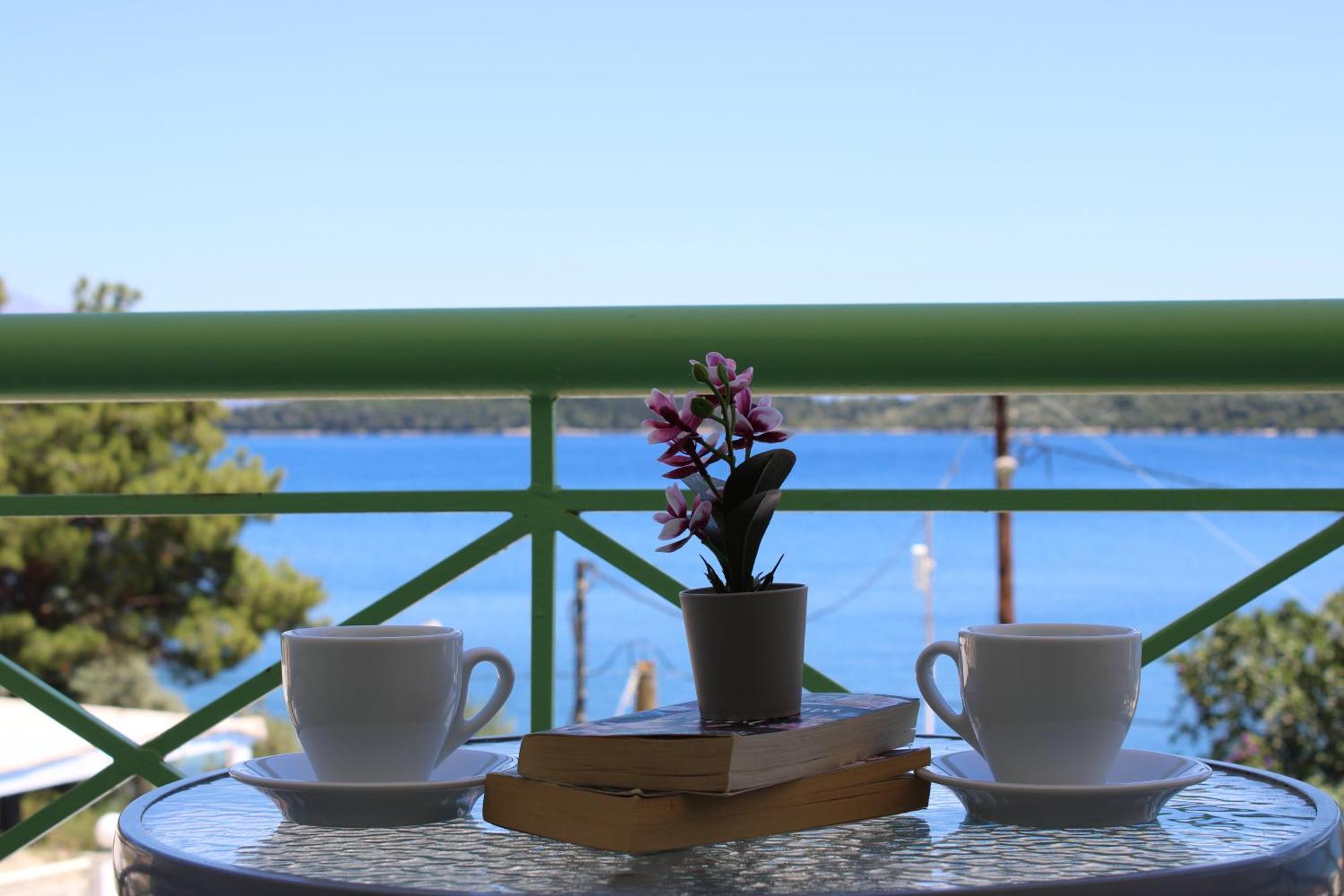Tropicana Inn Nidrí Kültér fotó